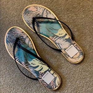 Dolce Vita Sandals - like new, barely worn